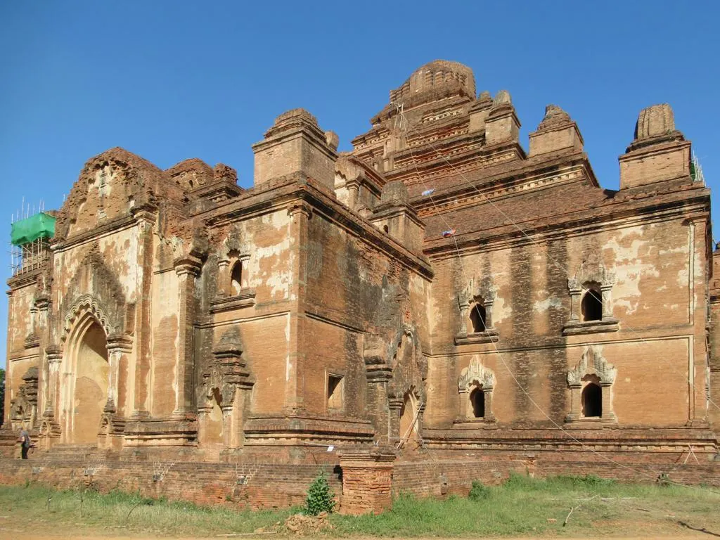 Dhammayangyi Pagoda