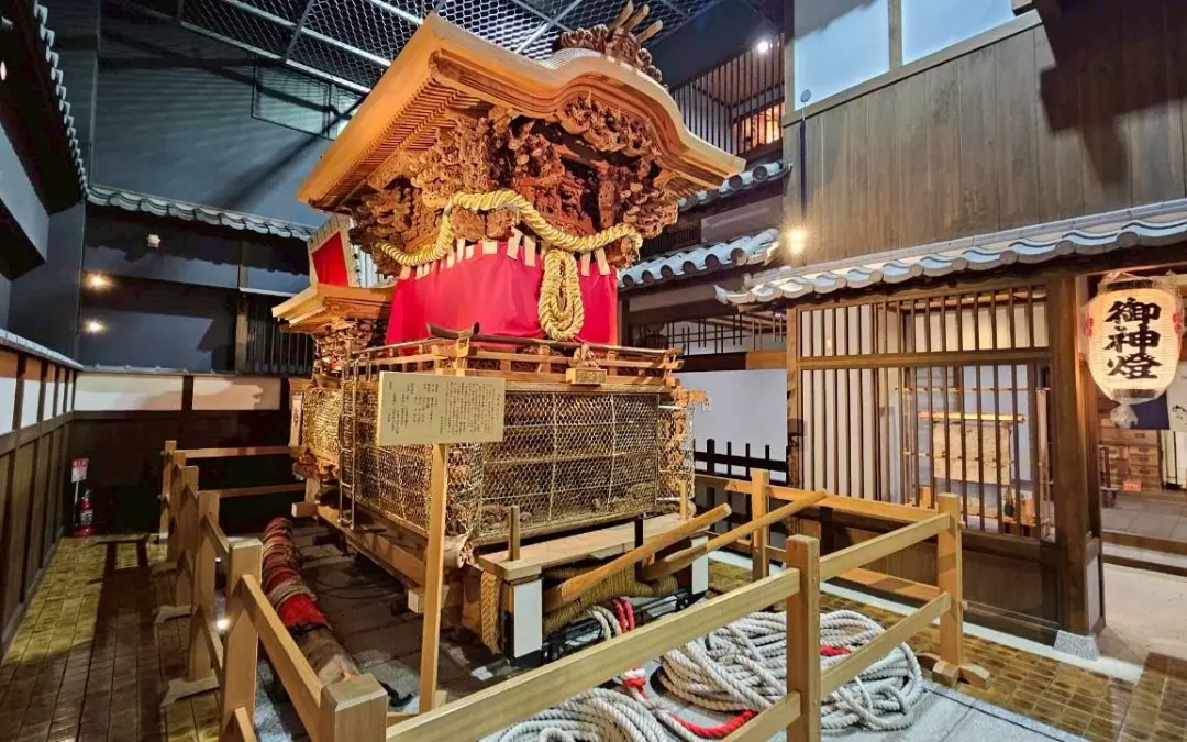 Tenjin Matsuri (Osaka, 24-25 July)