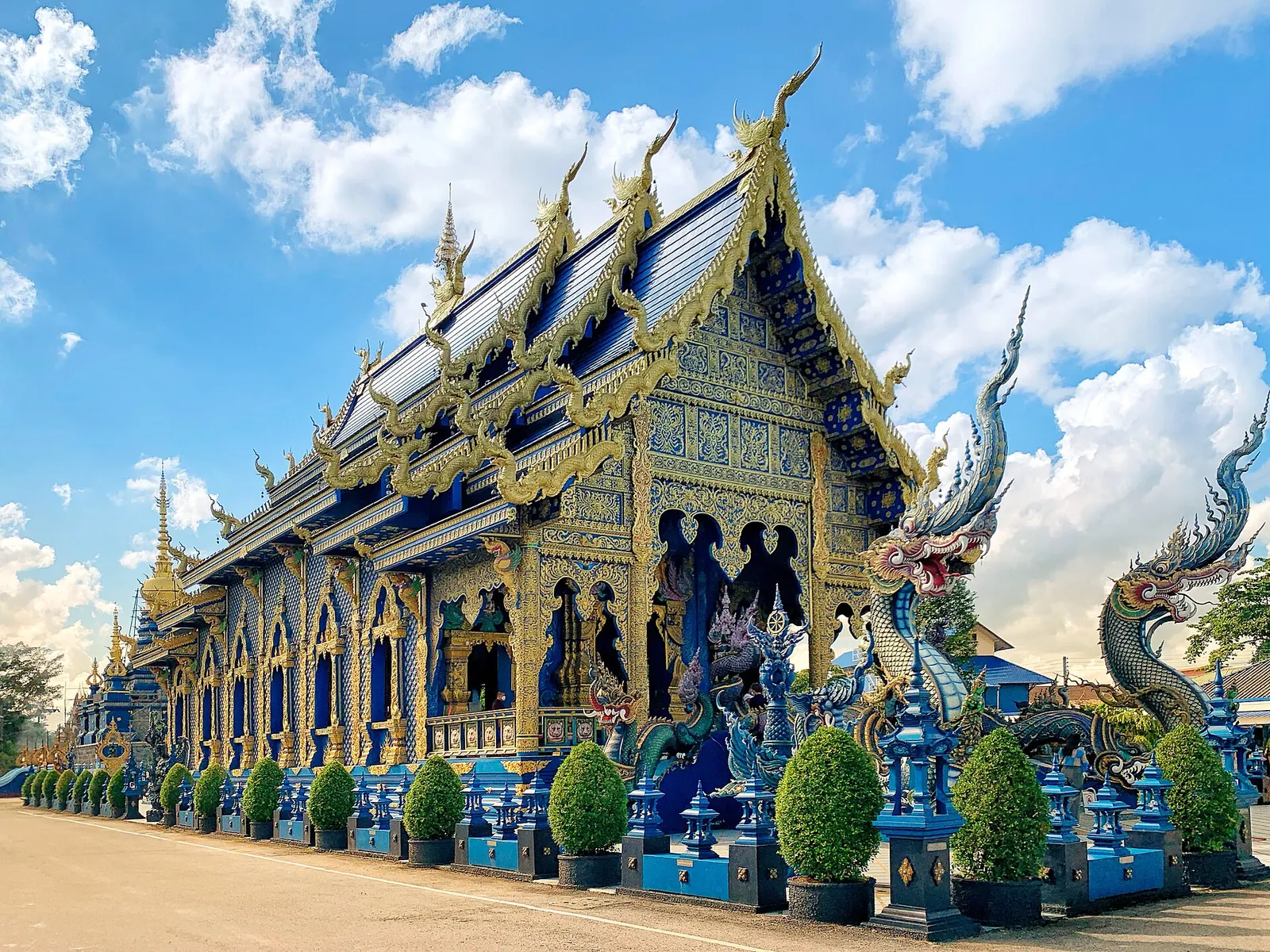 Blue Temple, Chiang Rai