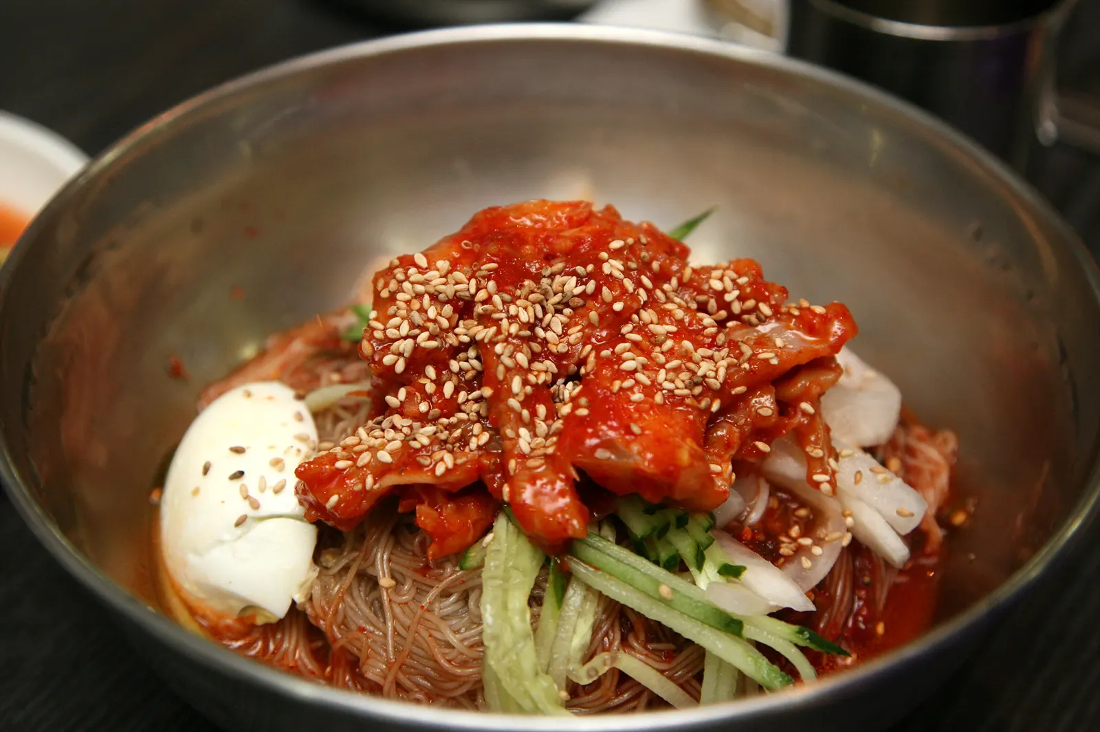 Naengmyeon (cold buckwheat noodles)