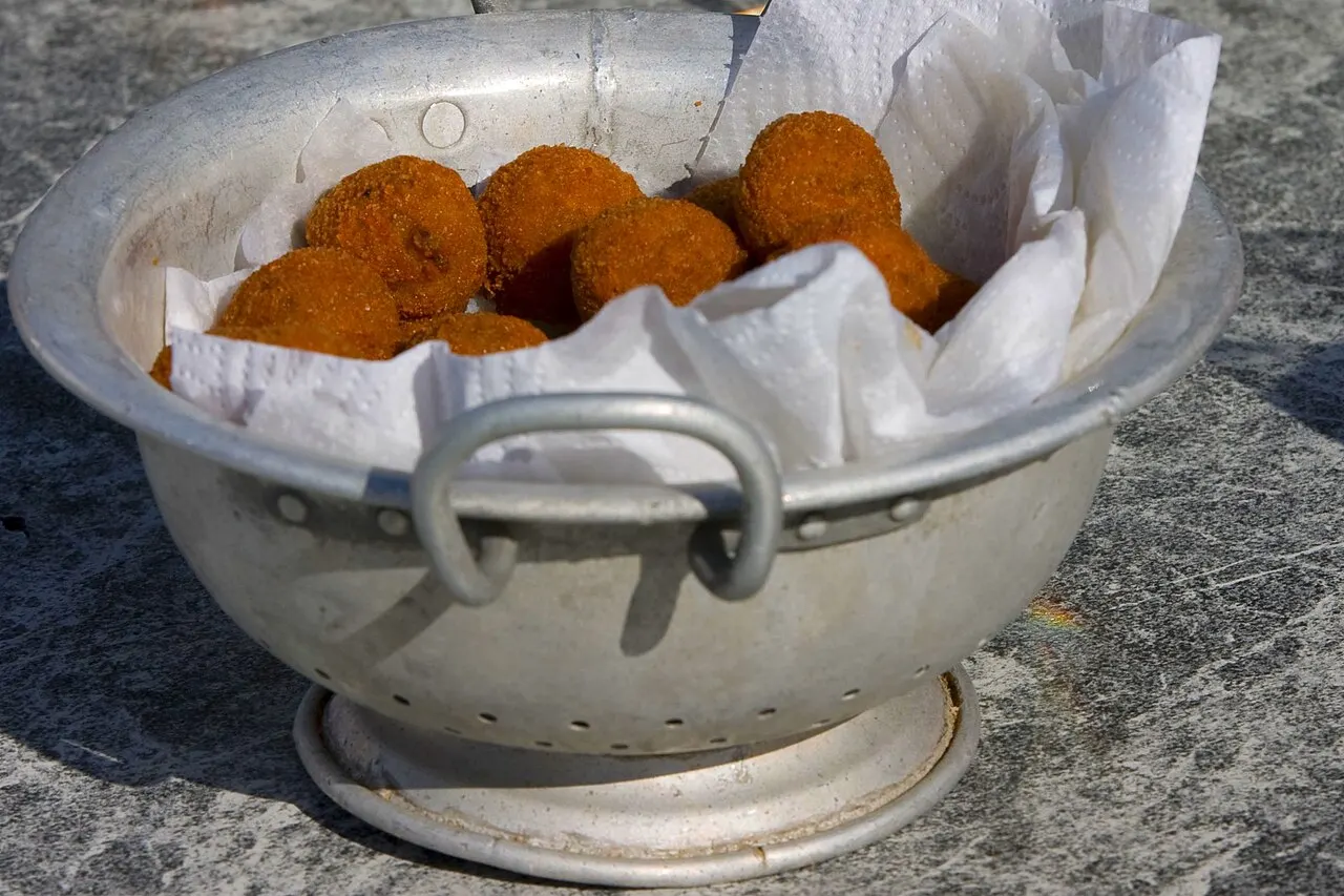 Bitterballen, the crispy Dutch meatballs served at Amsterdam bars