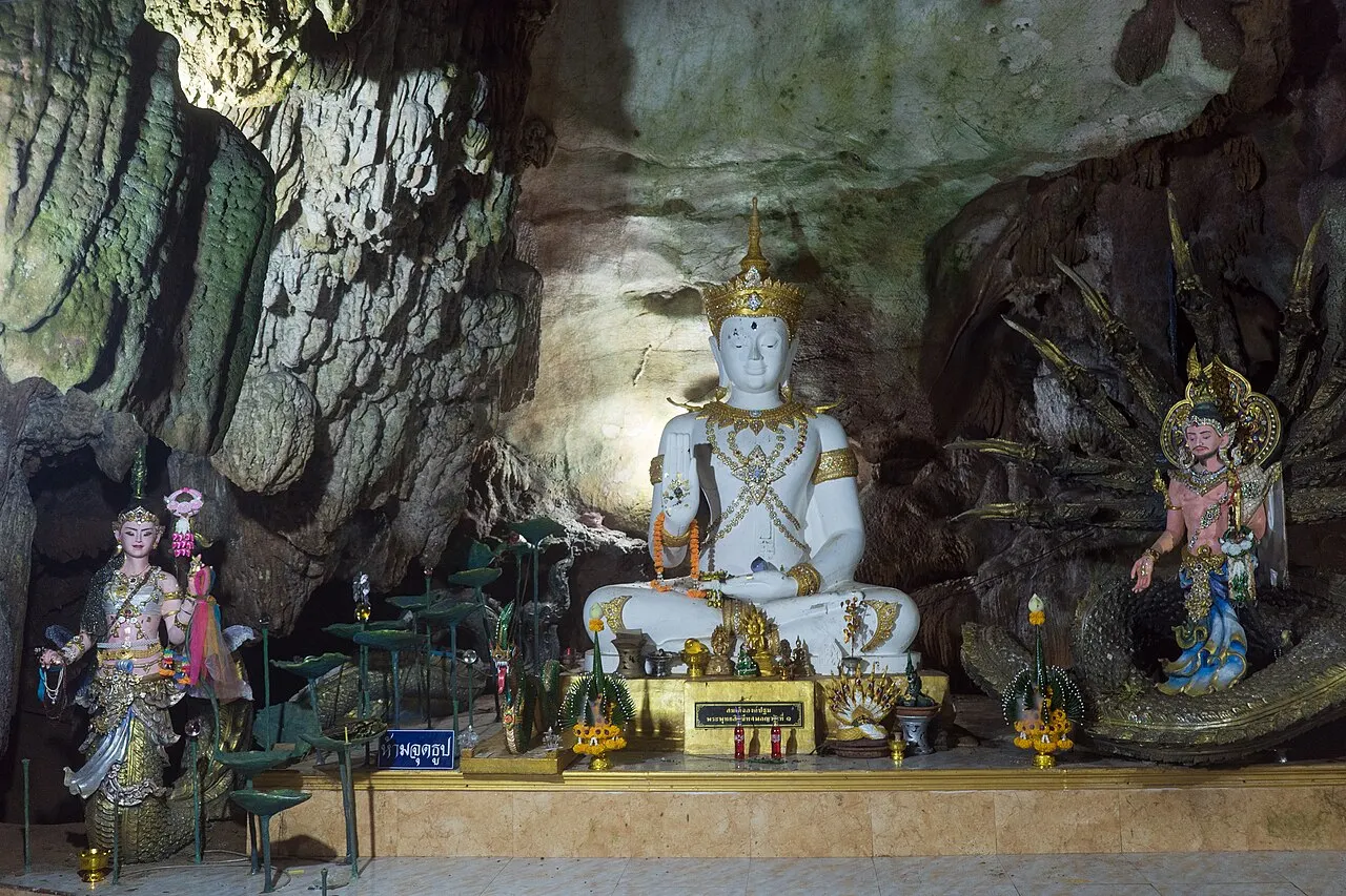 Buddha images inside Chiang Dao Cave