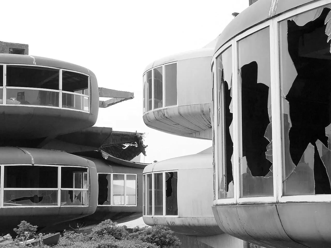 The abandoned UFO houses of Sanzhi, New Taipei