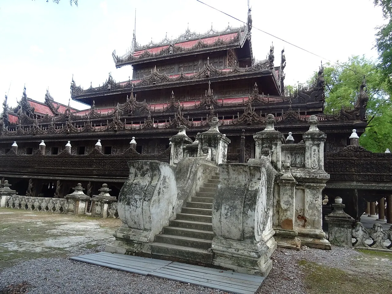 Shwenandaw Monastery, Mandalay