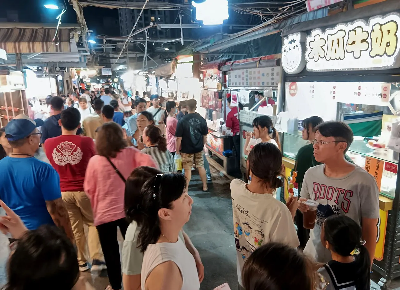 Crowds at Ruifeng Night Market, Kaohsiung