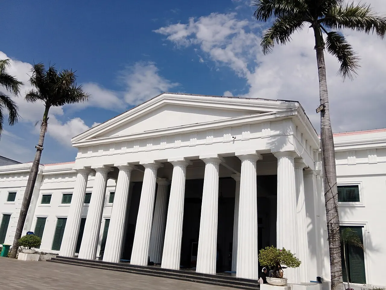 Museum of Fine Arts and Ceramics, the former Dutch Court of Justice in Kota Tua