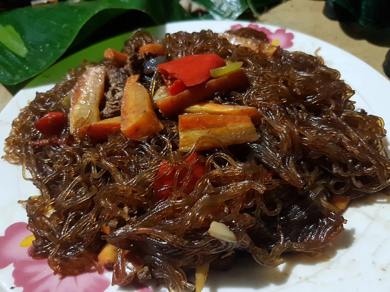 Pancit bihon, Filipino stir-fried rice noodles with vegetables
