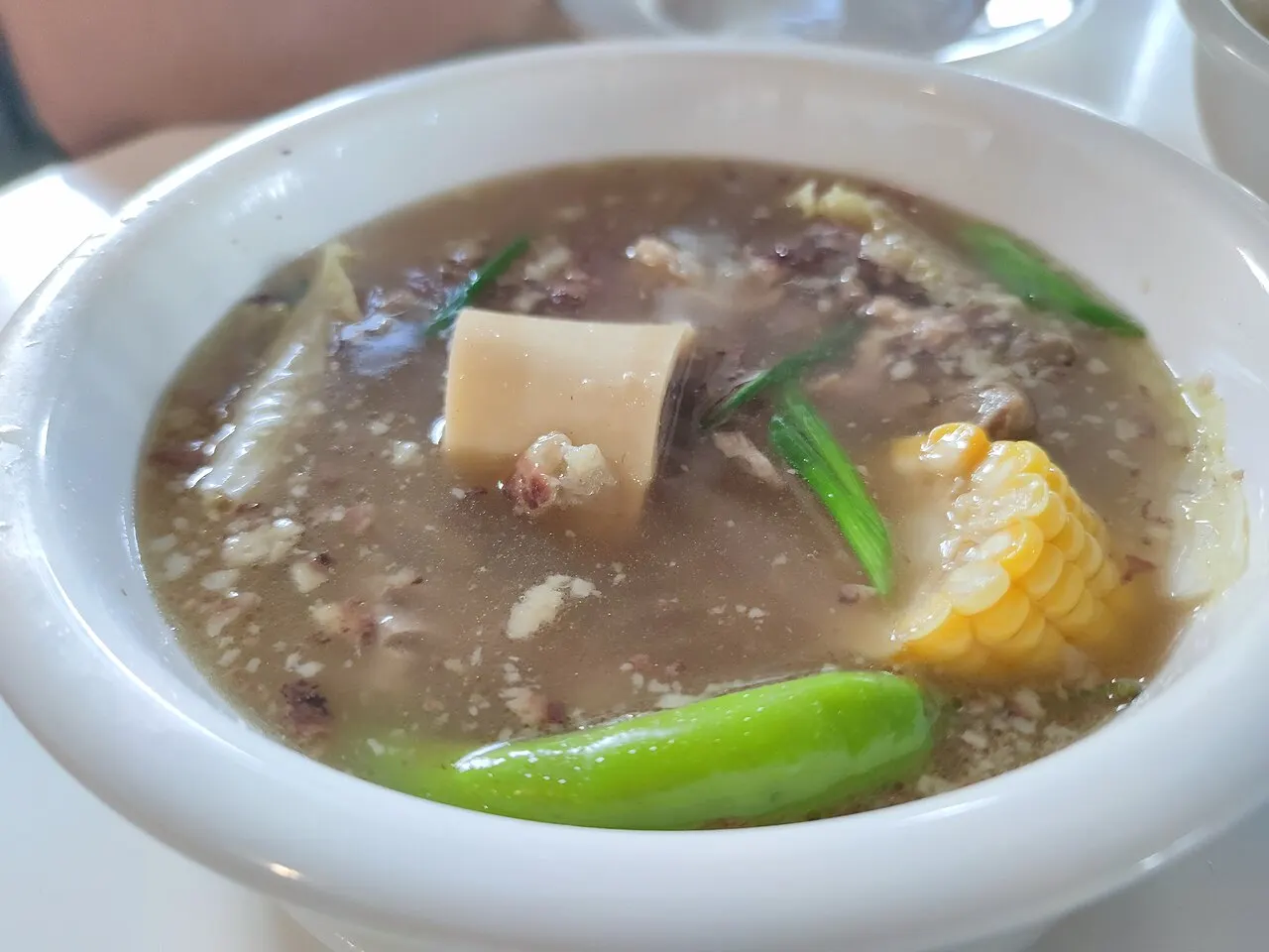 Bulalo, Filipino beef shank and bone-marrow soup
