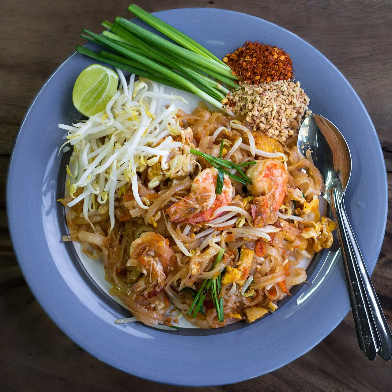 Phat Thai with shrimp