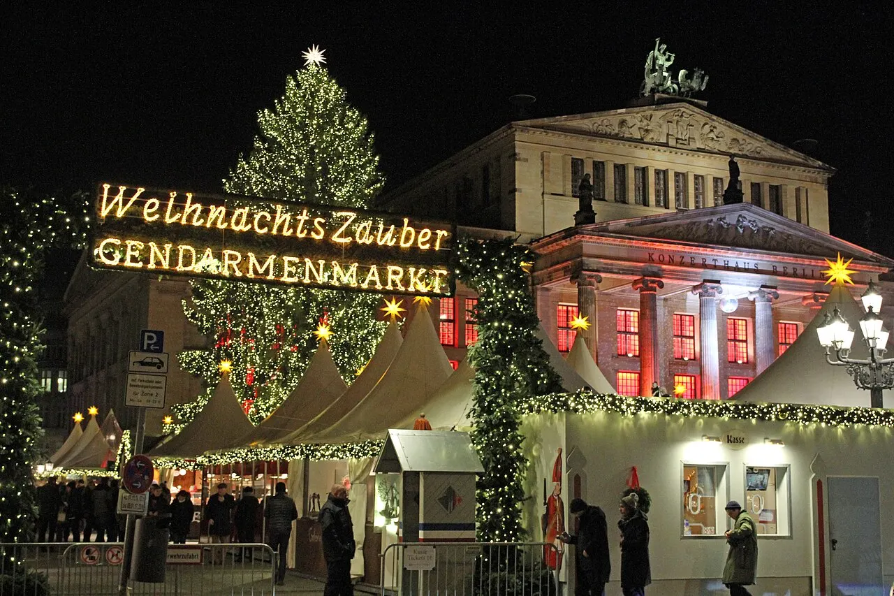 WeihnachtsZauber Christmas market at Gendarmenmarkt with the Konzerthaus, Berlin