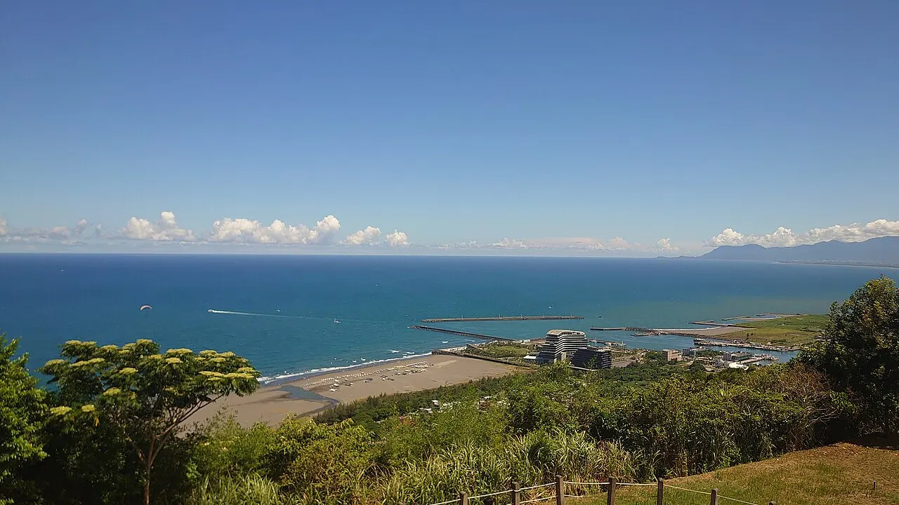 Wai'ao Beach and Wushi Harbor, Yilan