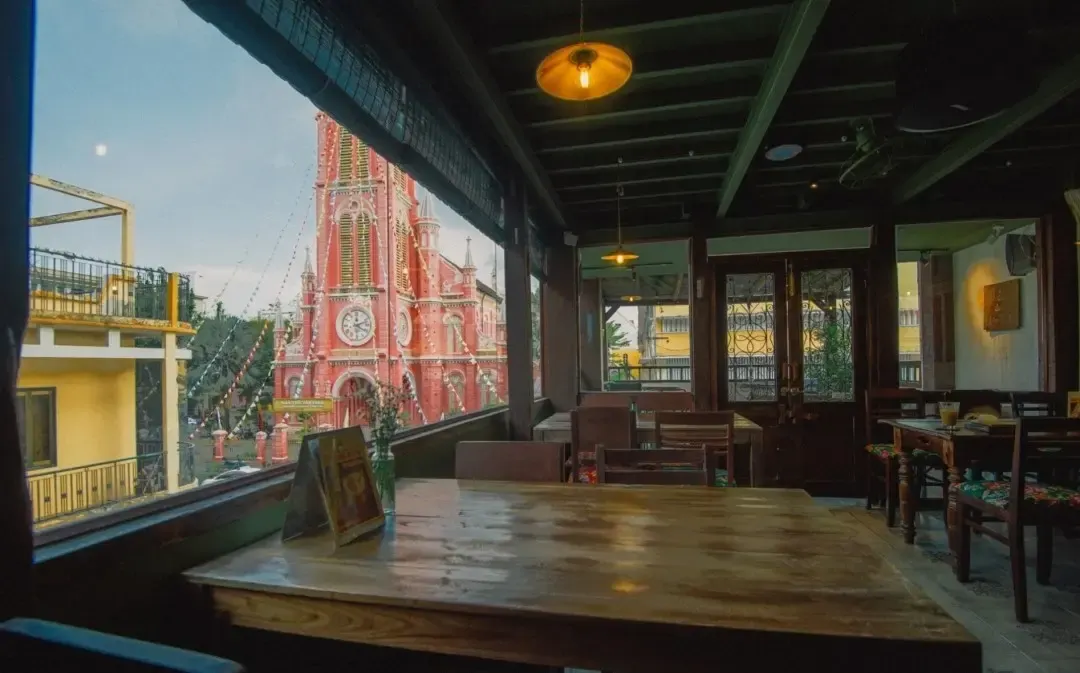 A Saigon café overlooking Tan Dinh Church