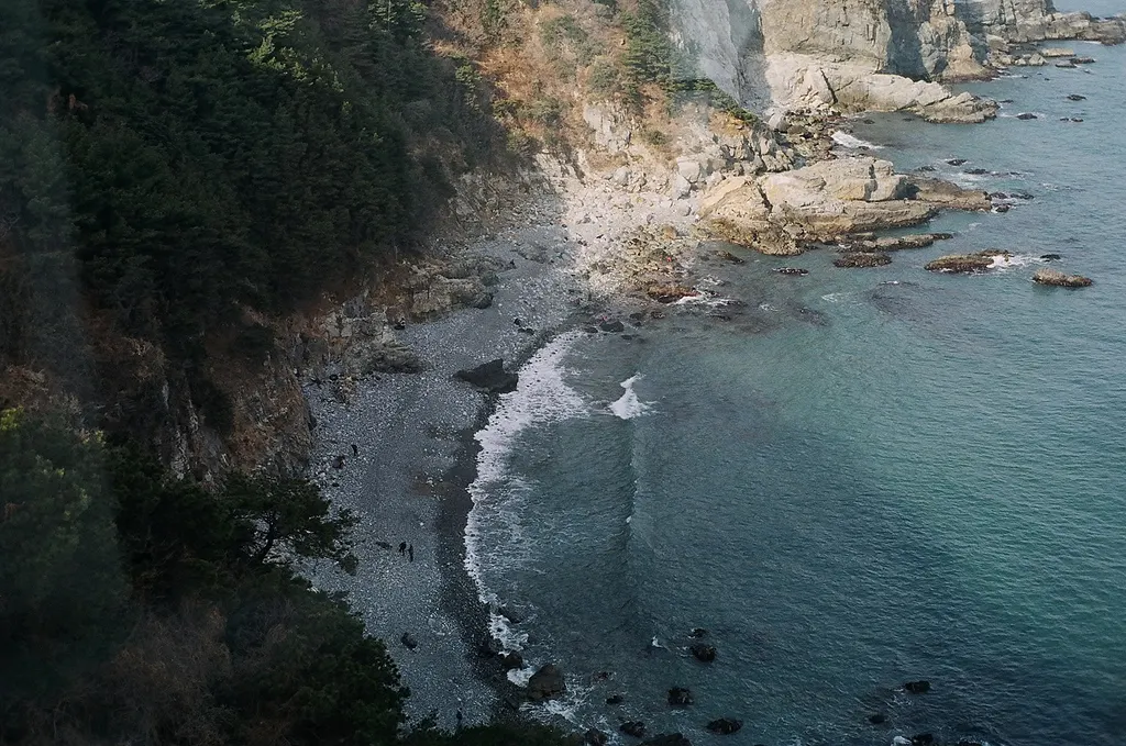 Sea cliffs at Taejongdae Park, Busan