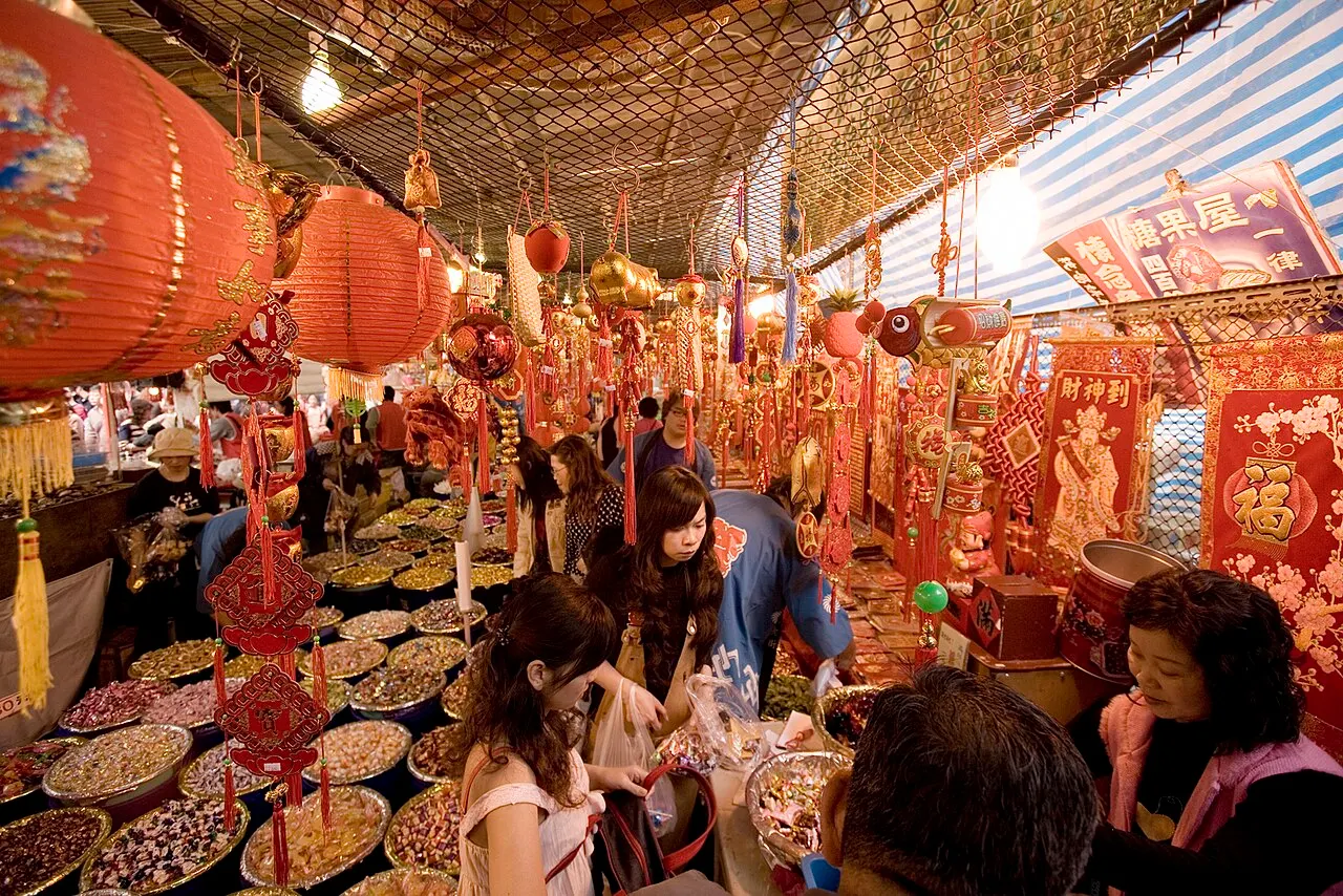 Lunar New Year fair stalls on Dihua Street, Taipei