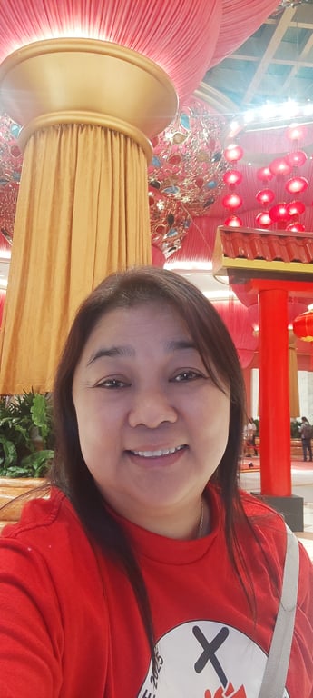 Profile Picture of Aileen Palola