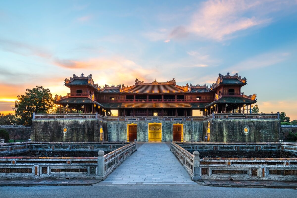 Hue | Ao Dai Experience with Iconic Instagram Tour