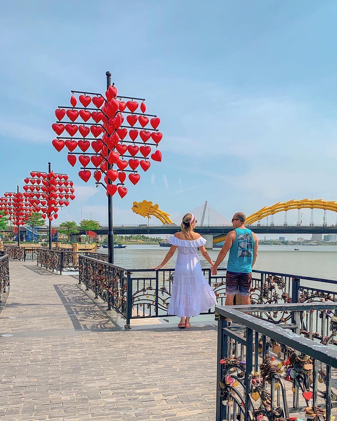 Instagram Cafe Tour in Da Nang - Local beauty