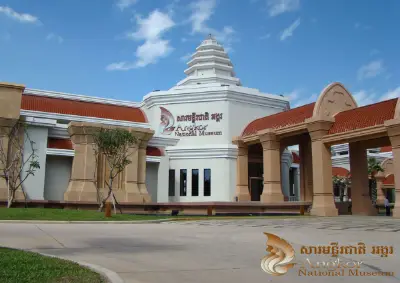 Siem Reap City Historical Half Day Tour Mornign / Afternnon