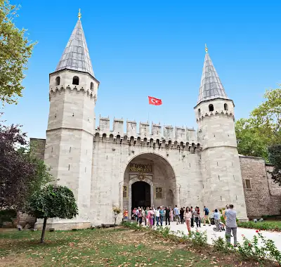 Istanbul:Topkapi Palace and Harem Guided Tour With Free eSIM