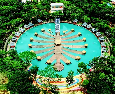 Full day Pattaya with hidden beach (lala lake)by MyProGuide