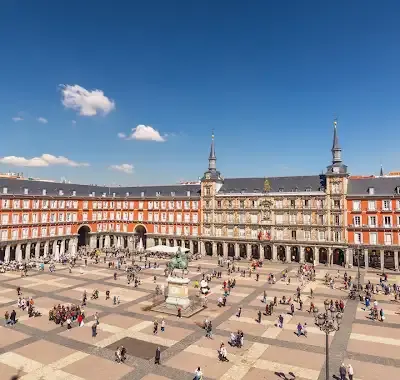 Madrid: City Highlights Guided Walking Tour