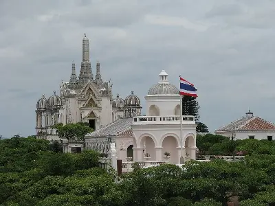 Hua Hin Tham Khao Luang and Phra Nakhon Khiri Private Tour