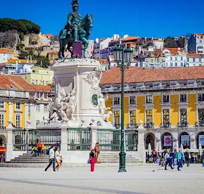 lisbon:Historic Landmarks & City Highlights Walking Tour With Free eSIM