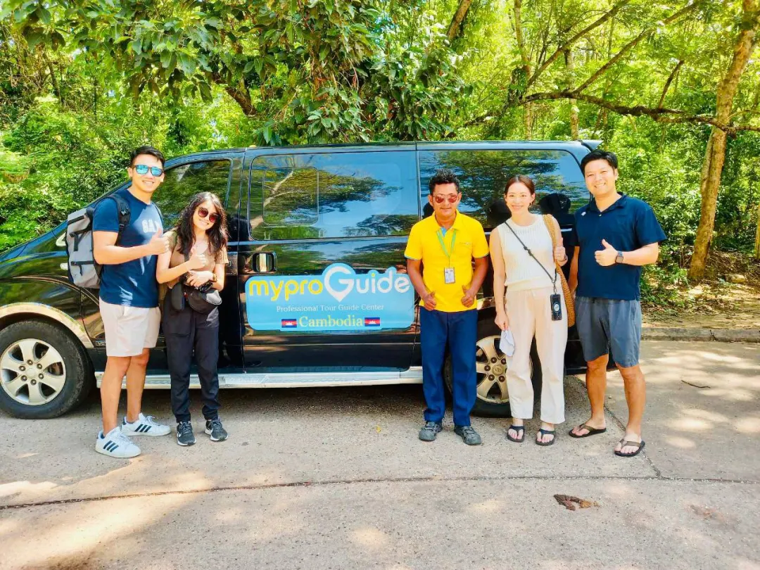 Angkor wat ticket + guide + transportation