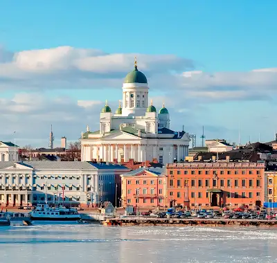 Helsinki : City Highlights Walking Tour With Free eSIM