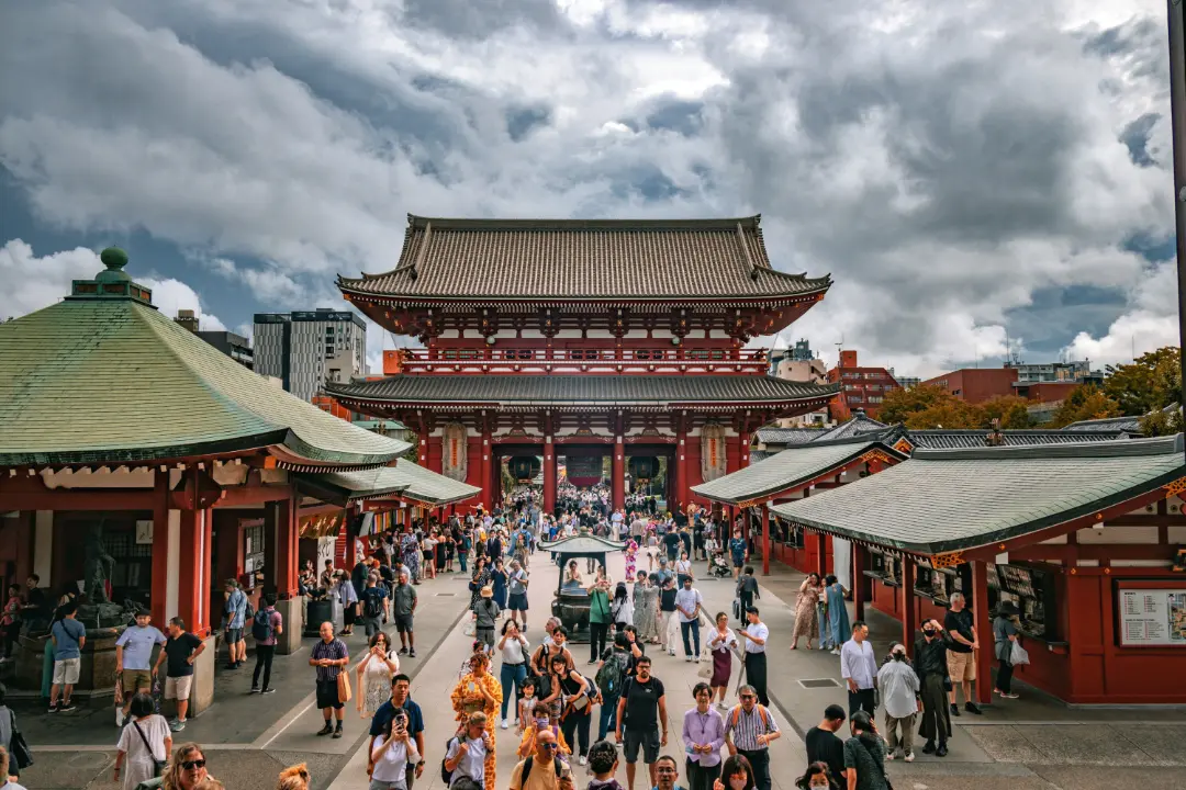 Tokyo, Senso-ji & Nishi-Sando Street Food Half Day Tour