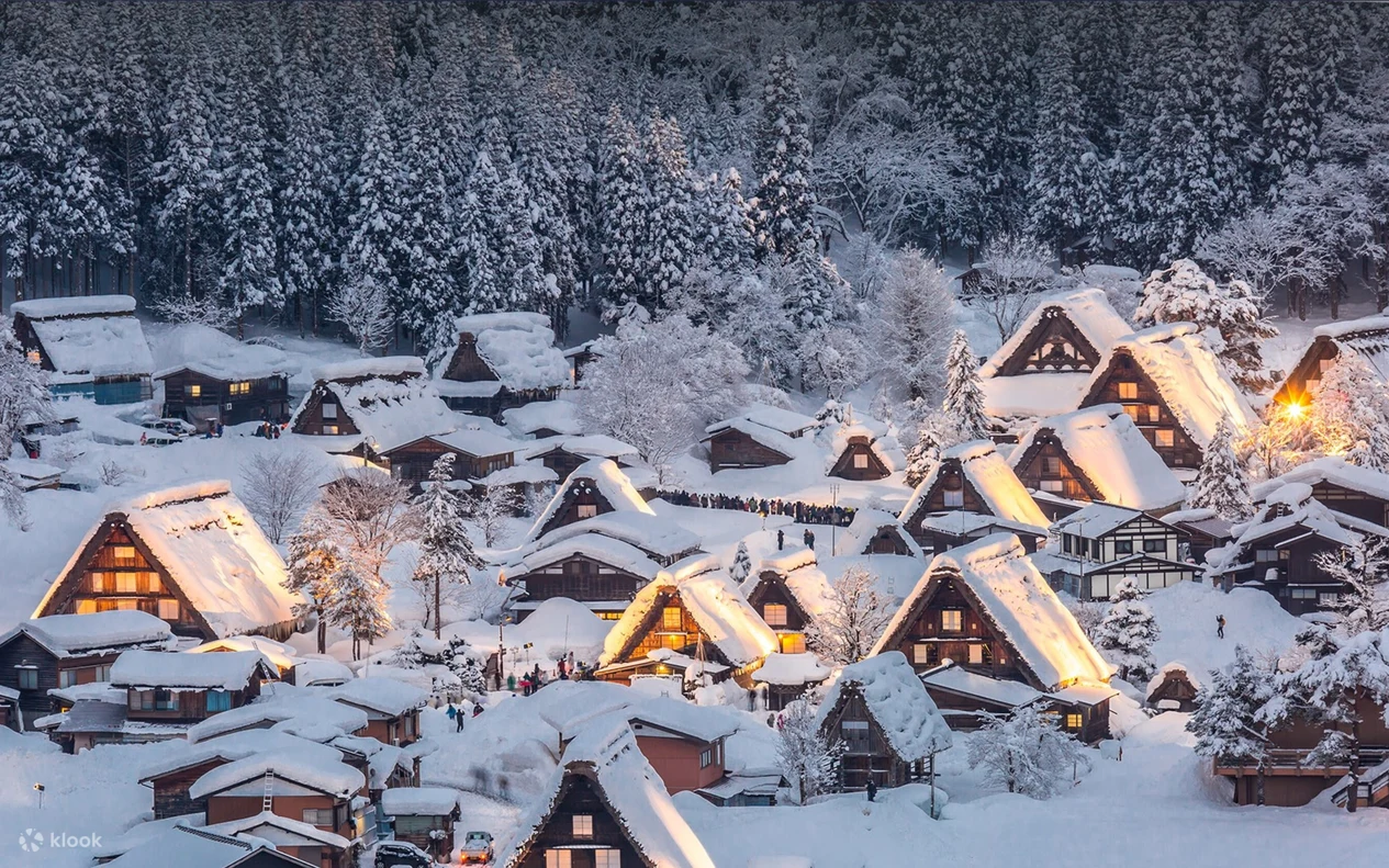 Shirakawa-go UNESCO Heritage Winter Tour From Kanazawa (Private)