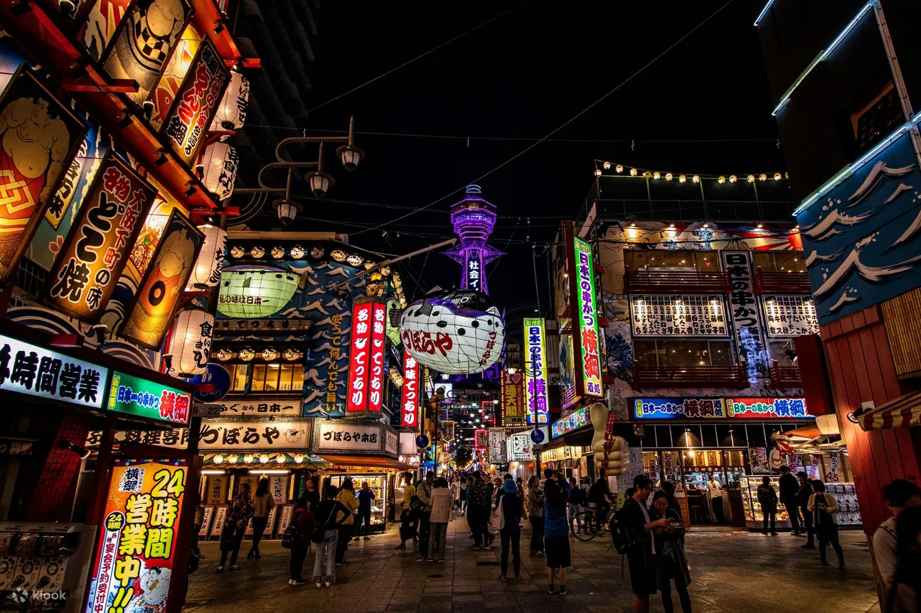 Taste of Osaka: Shinsekai & Dotonbori Foodie Walking Tour