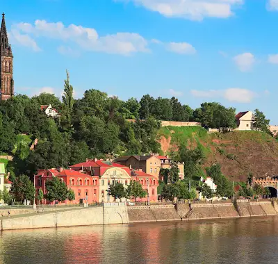 Prague’s Hidden Gem: Vysehrad Historic Fortress Tour With Free eSIM