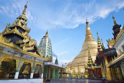 Yangon City Highlights Tour With Professional Tour Guide