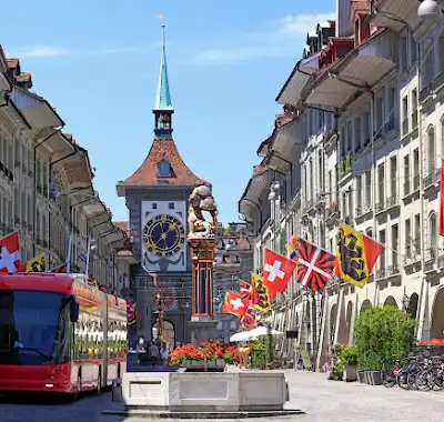 Discover Bern: City Highlights & Old Town Walking Tour